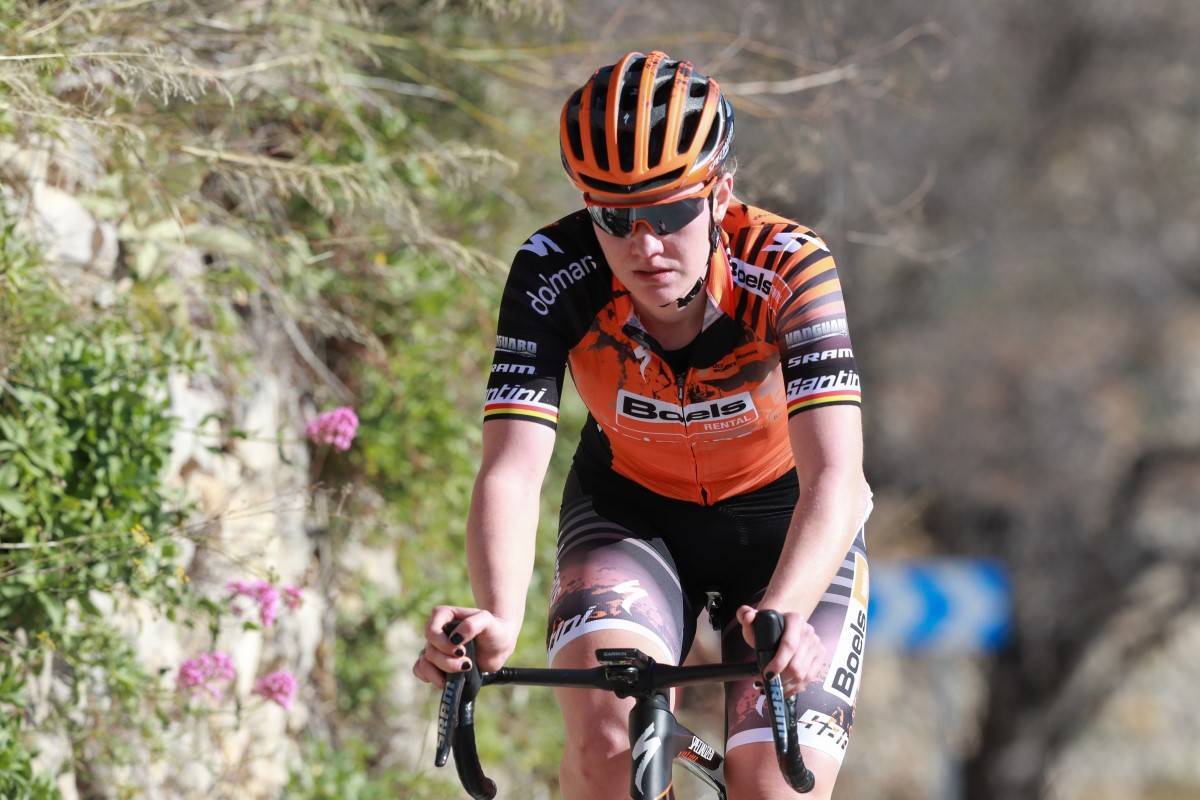 Com_Jolien D’Hoore and Christine Majerus extend contracts with the SD Worx Cycling Team_1200x800_1